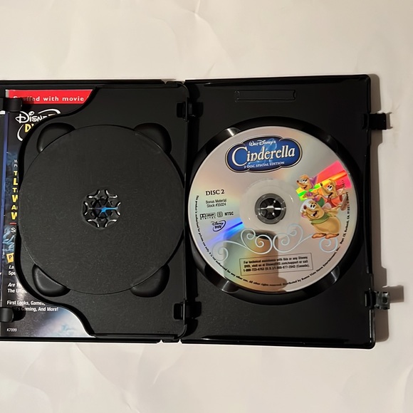 Walt Disney’s Cinderella Platinum Edition 2 disc Special Edition - Picture 4 of 4